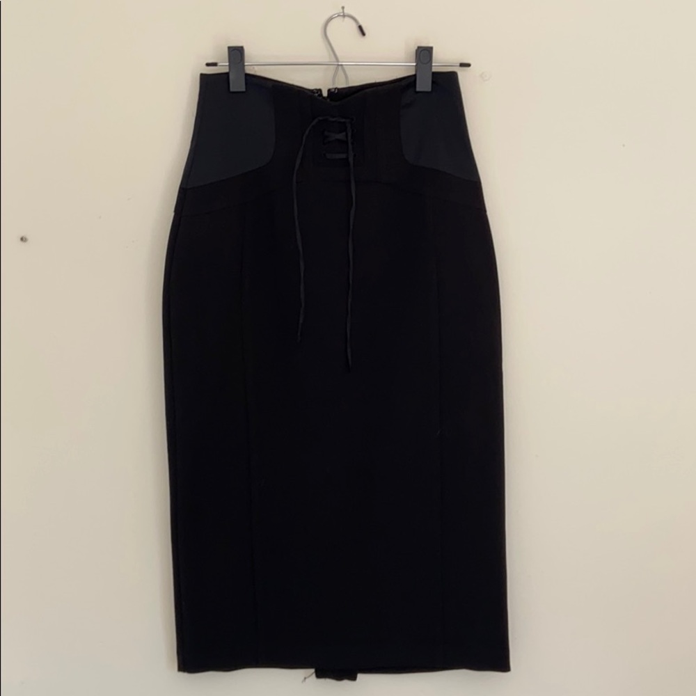 Eva Mendes pencil skirt